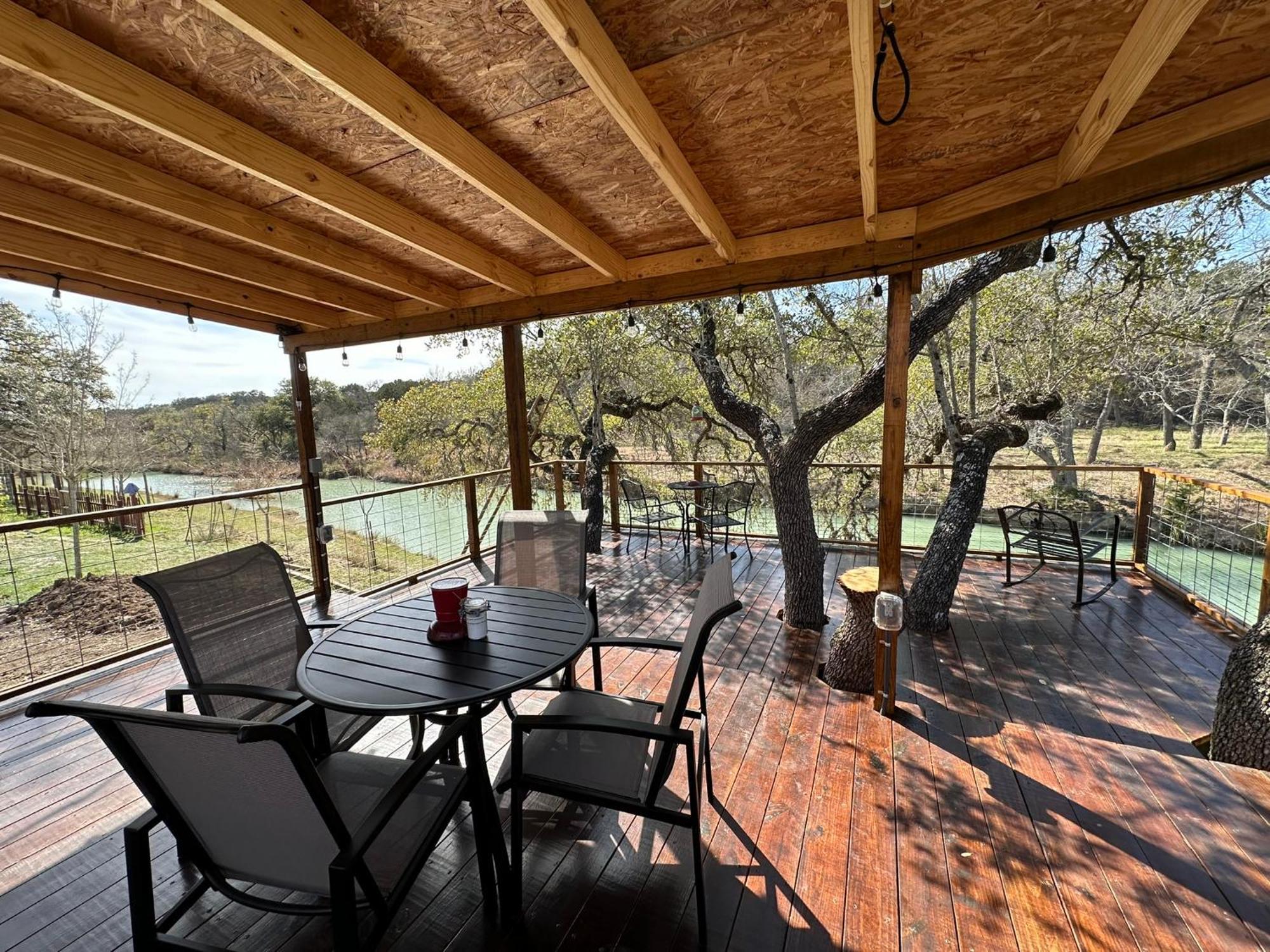 Bandera Stronghold Retreat Exterior photo