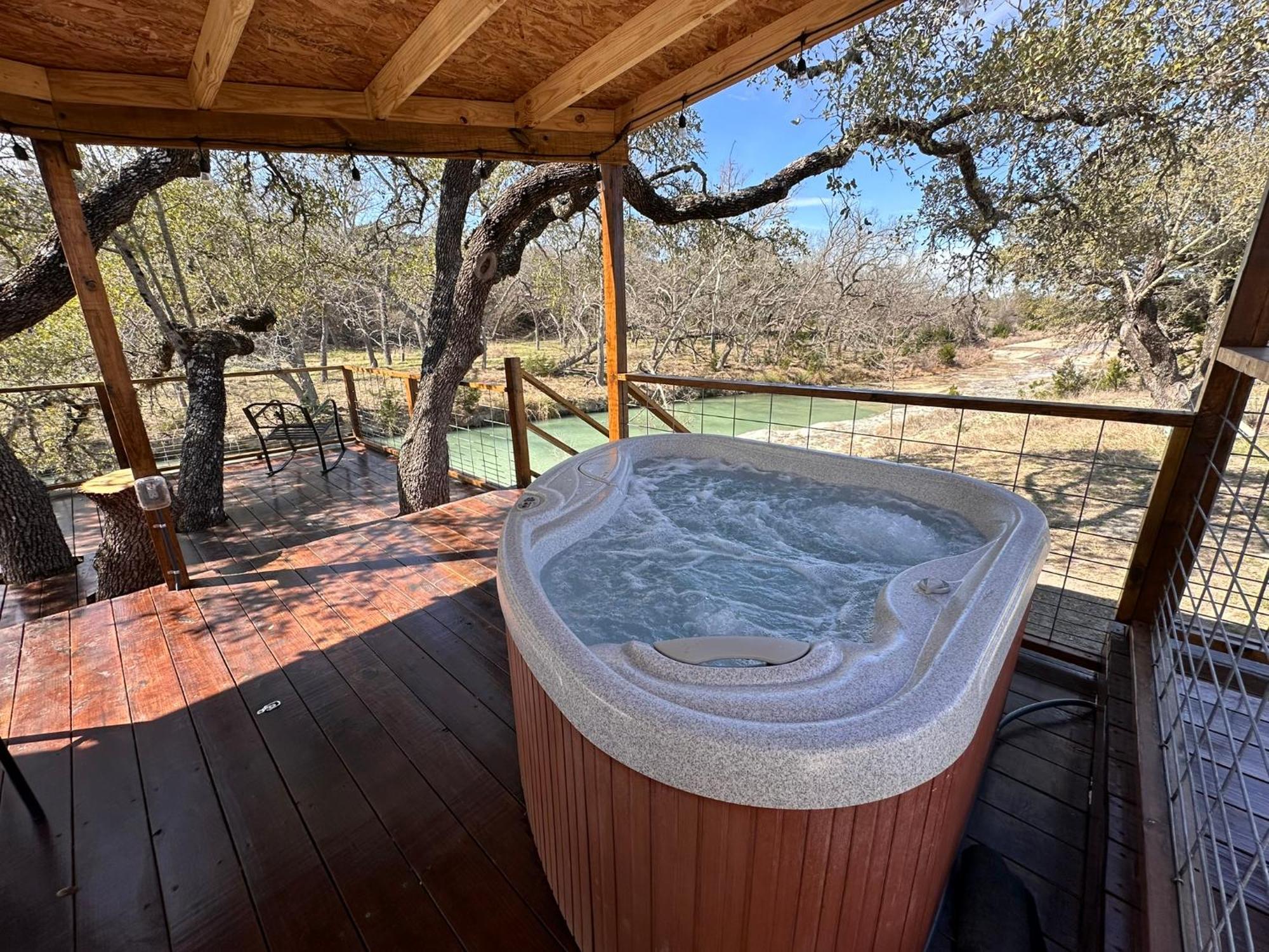 Bandera Stronghold Retreat Exterior photo