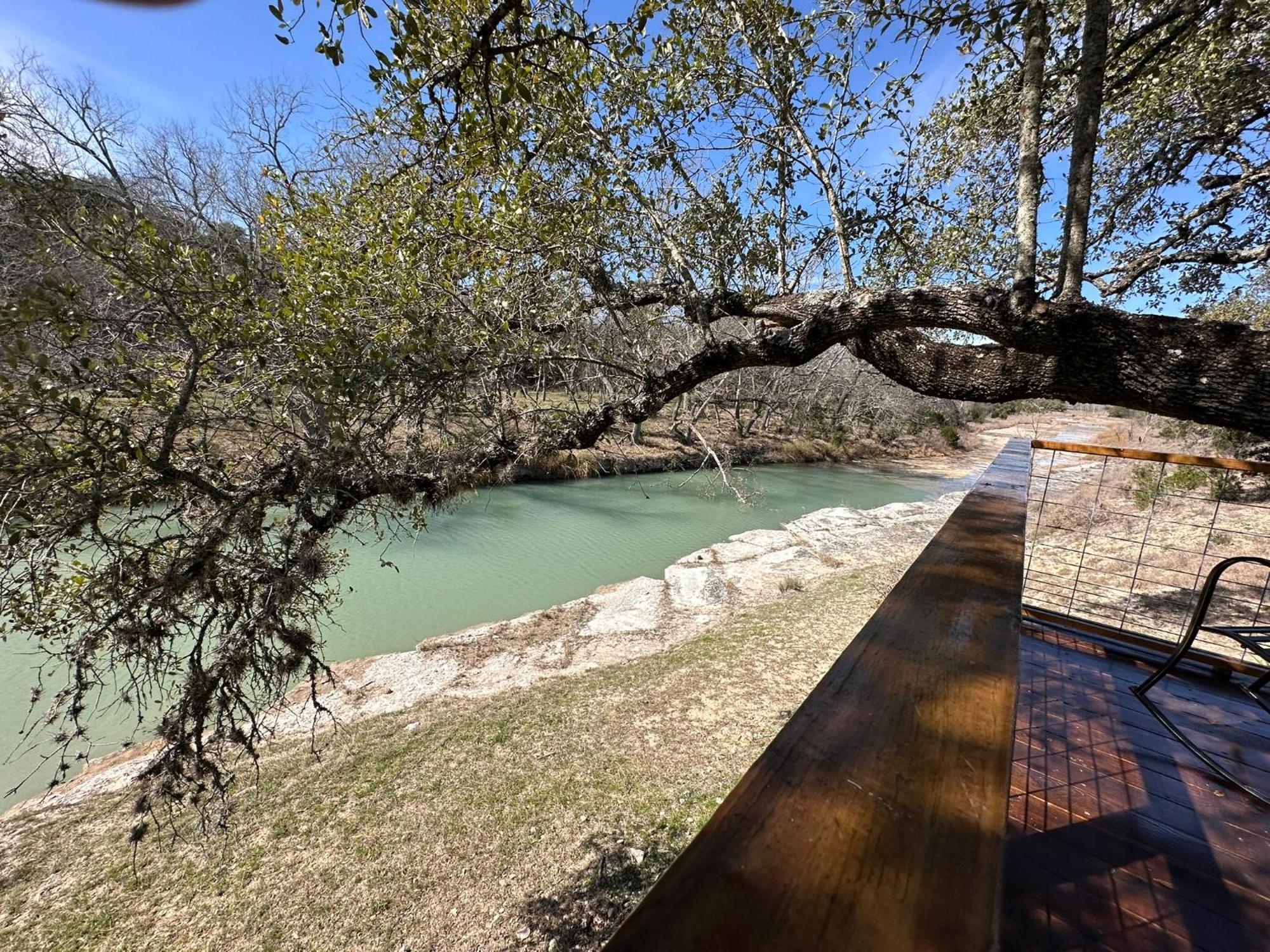 Bandera Stronghold Retreat Exterior photo