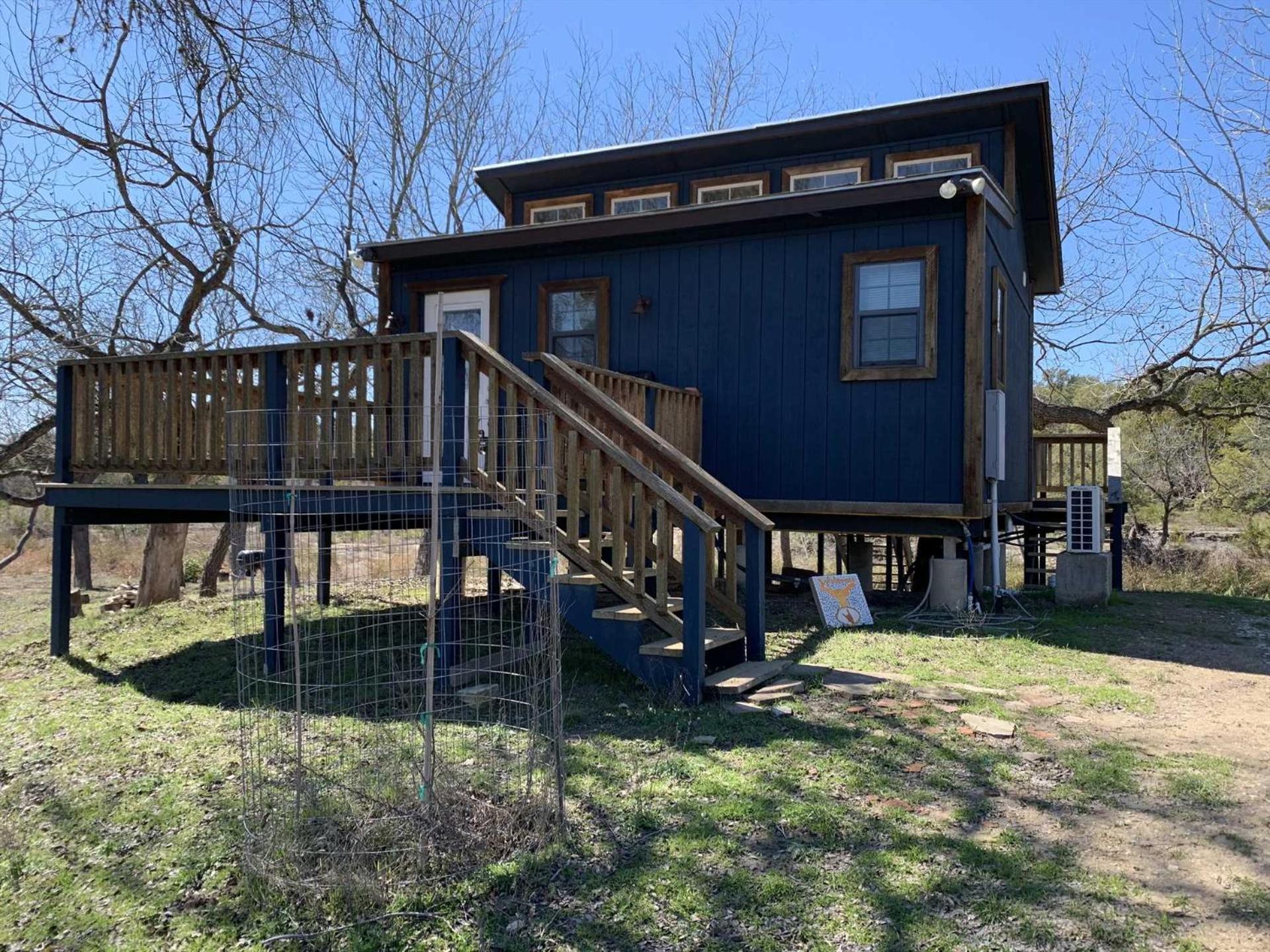Bandera Stronghold Retreat Exterior photo