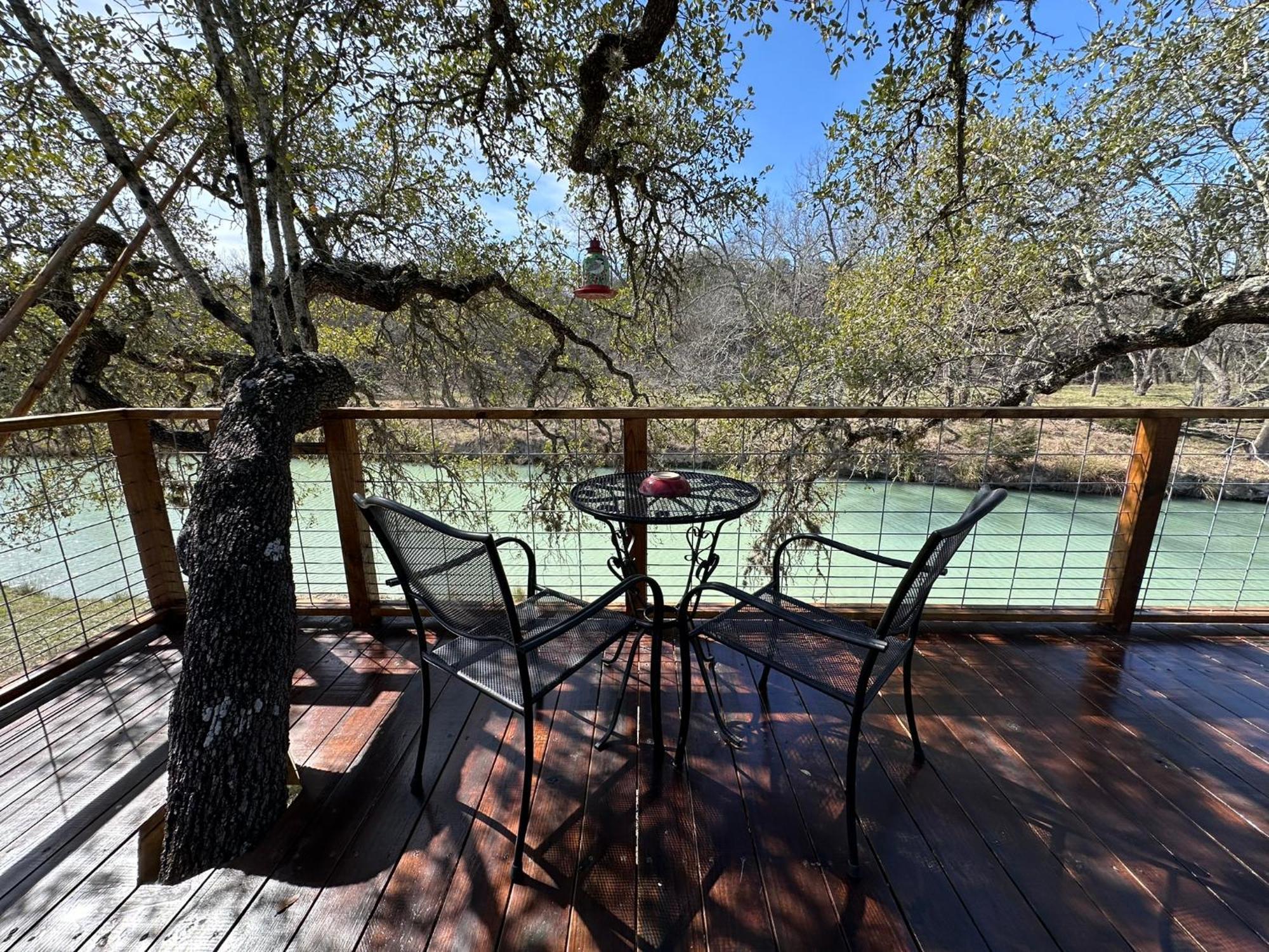 Bandera Stronghold Retreat Exterior photo