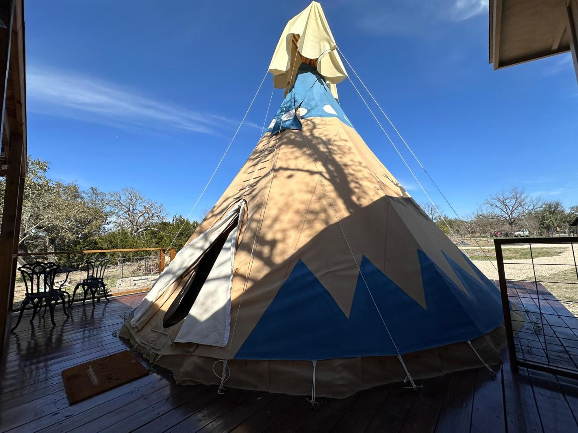 Bandera Stronghold Retreat Exterior photo